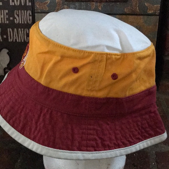 Mitchell and Ness Cleveland Cavaliers Bucket Hat - Picture 3 of 5